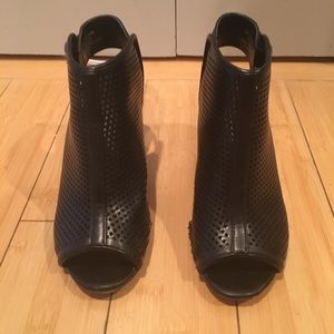 Black open toe heels